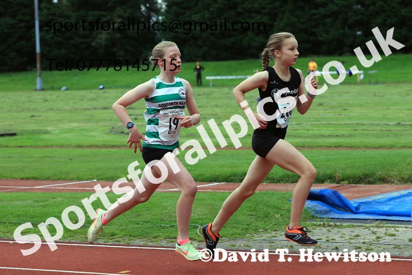The 1500 metres, Wednesday, july 24th, 2024 NEGP 5, Monkton Stadium.  Photo: David T. Hewitson/Sports for All Pics